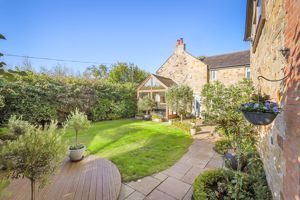 Photo 27- click for photo gallery